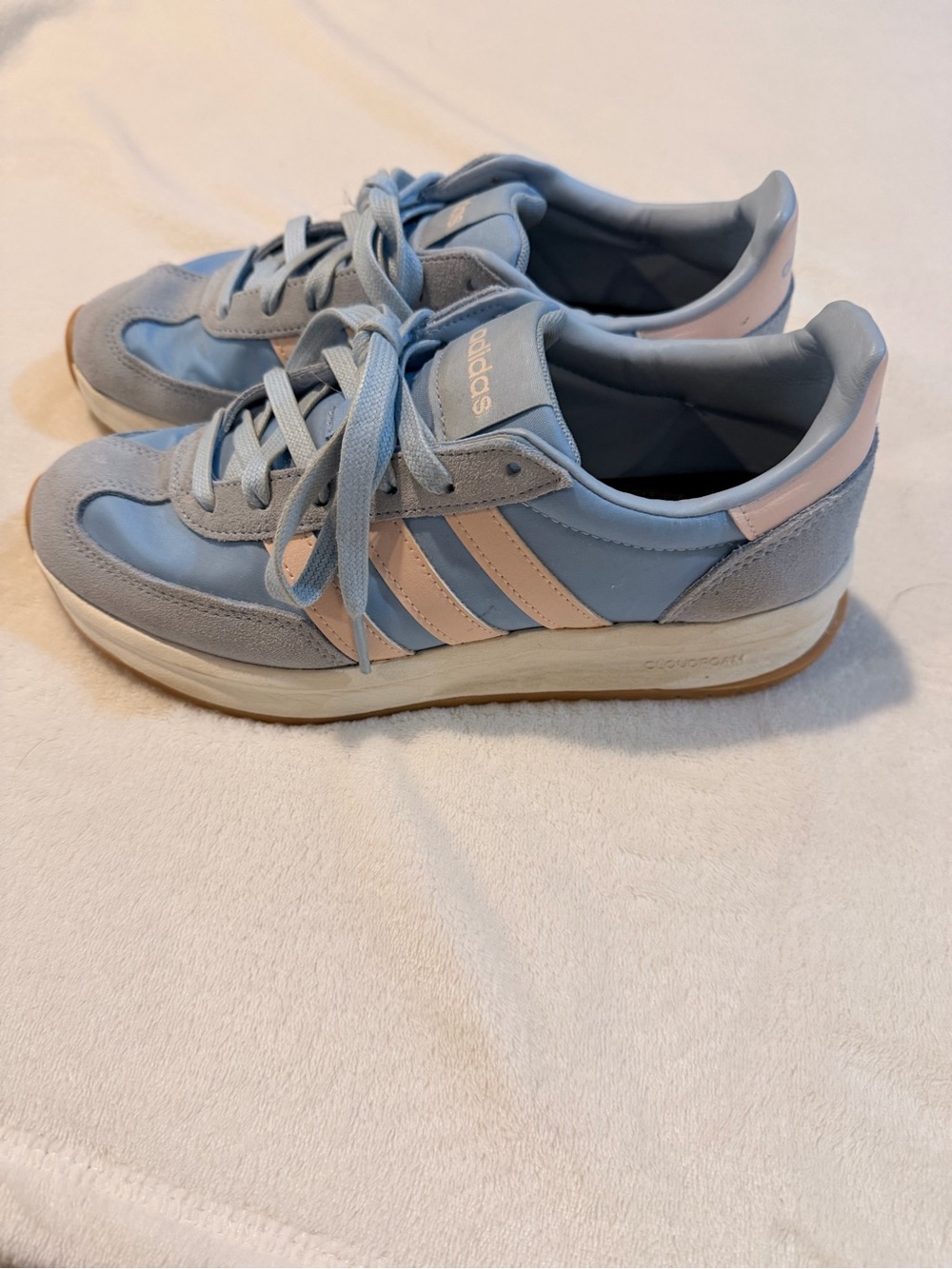 adidas Women’s cloudfoam run 2.0 Powder Blue & Pale Pink Retro Runner Sneakers